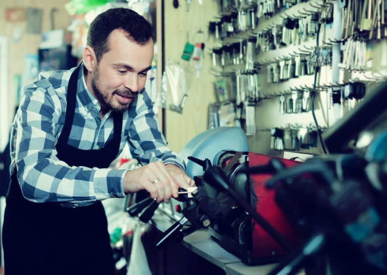 laser key engraver industrial locksmith in cleveland heights, oh.